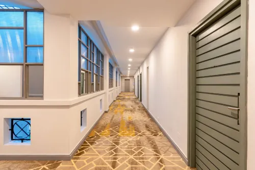 Manhattan Business Hotel Area Publik Photos