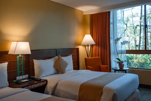 The Forest Lodge at Camp John Hay Huoneet Photos