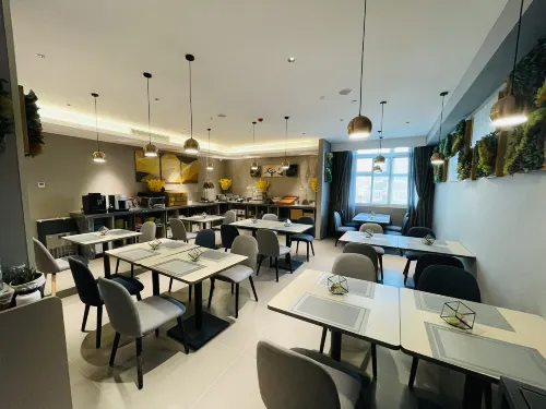 Homeinn Selected Hotel (Beijing Temple of Heaven South Gate Jingtai Subway Station) Featured Photos