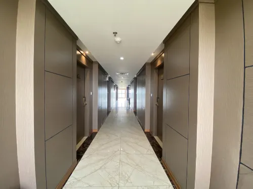 Cat Tuong Hotel Public Areas Photos