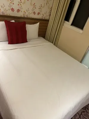 Golden Hotel Rooms Photos