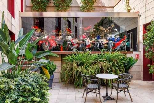 Hotel Ronda Lesseps Exterior Photos