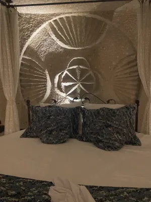 Adora Cave Suites - Chambres Photos