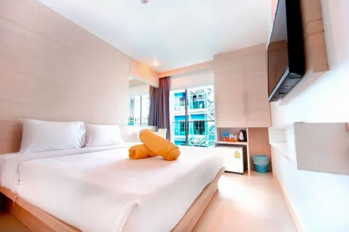 Mirage Express Patong Phuket Hotel Номера Photos
