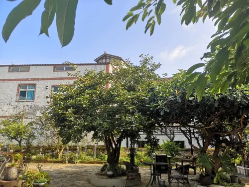 momo hotel Exterior Photos
