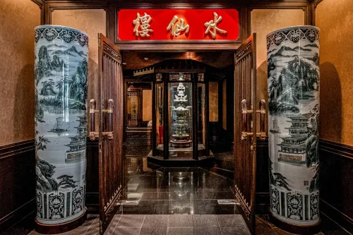 The Landmark Bangkok Restauration Photos