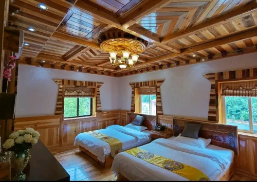Cailin Holiday Manor Kamar Photos