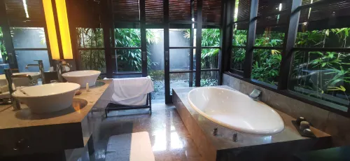 Peppers Seminyak Kamar Photos