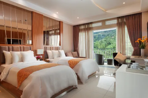 Le Eminence Hotel Convention & Resort Ciloto - Puncak Kamar Photos