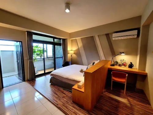 90% Homestay Rooms Photos