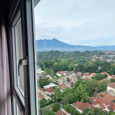 Swiss-Belhotel Bogor Dekat Hotel Photos