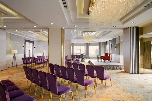 JC Kevin Sathorn Bangkok Hotel Business Facilities Photos