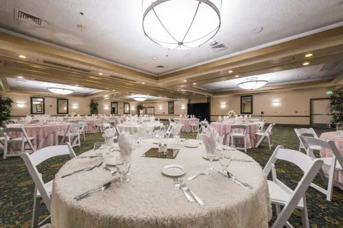 Grand Vista Hotel Featured Photos
