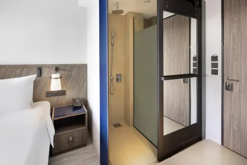 Travelodge Harbourfront Singapore Kamar Photos