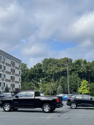 Best Western Plus New Englander Public Areas Photos