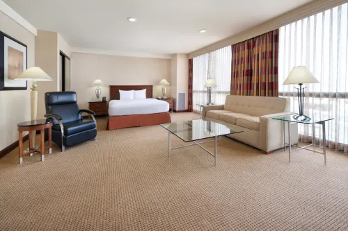 Hilton Chicago O'Hare Airport Featured Photos