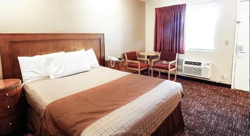 The Marina Inn on San Francisco Bay Photos
