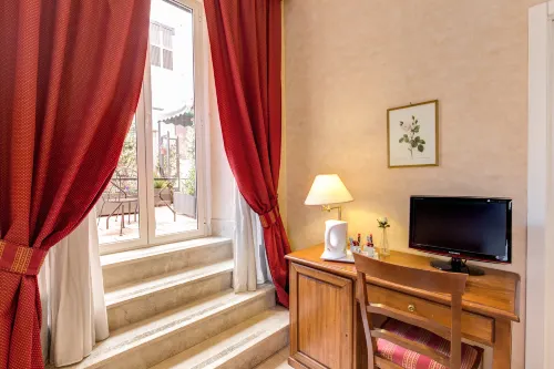 Roman Terrace Rooms Photos