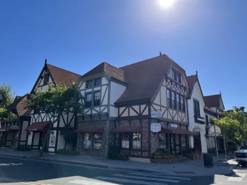 King Frederik Inn Exterior Photos