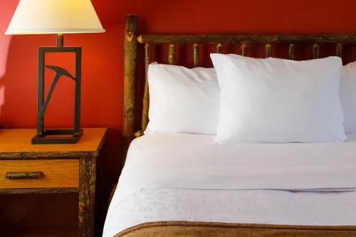 49'er Inn & Suites Rooms Photos