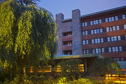 Disney Sequoia Lodge Exterior Photos