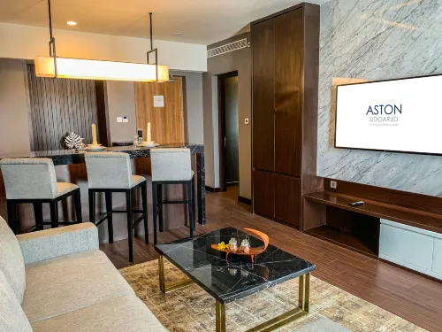 ASTON Sidoarjo City Hotel & Conference Center Kamar Photos