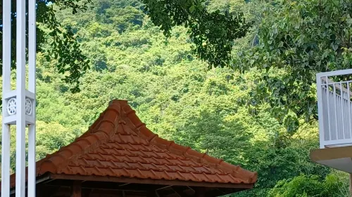 Three B Villa & Resto Banyuwangi Area Publik Photos