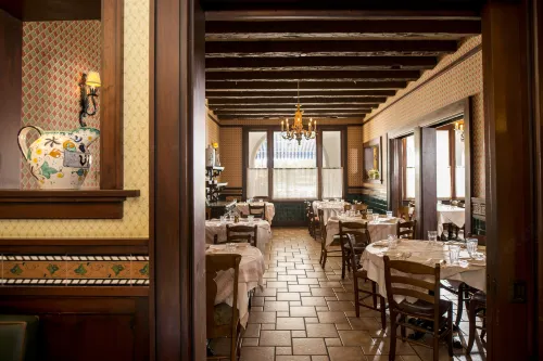 Loews Portofino Bay Hotel at Universal Orlando Restauration Photos