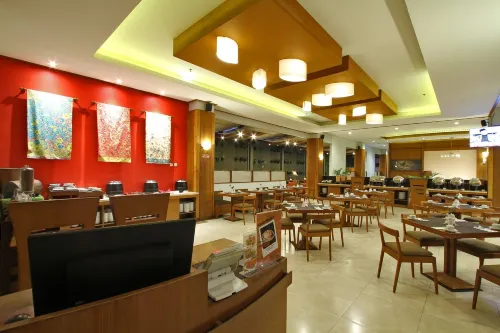 Hemangini Hotel Bandung Ristorazione Photos