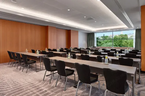Hilton Vienna Park Business Photos