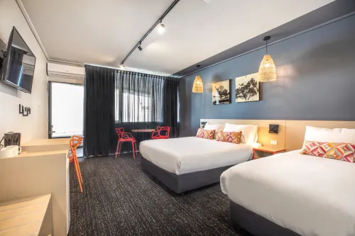 Nightcap at Monash Hotel Featured Photos
