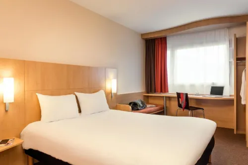 Hôtel ibis Paris Pantin Eglise Chambres Photos