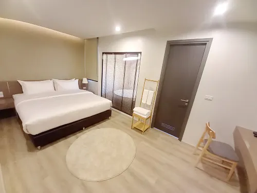 The Rise Suites Hotel, Chiang Mai الغرف Photos