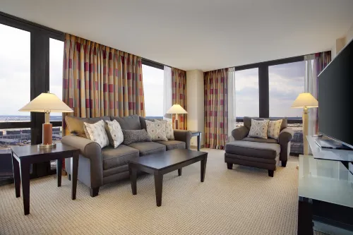 Hilton Chicago O'Hare Airport Rooms Photos