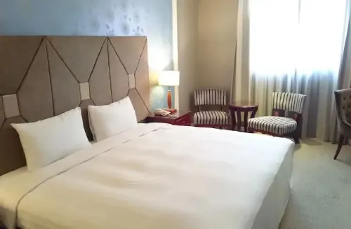 MRT Hotel Chambres Photos