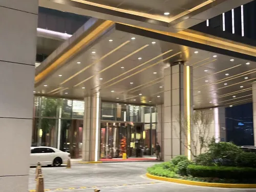 Shangri-La, Hotel Jinan Экстерьер Photos