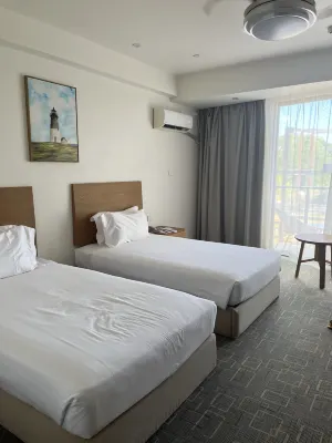 Nalagi Hotel Rooms Photos