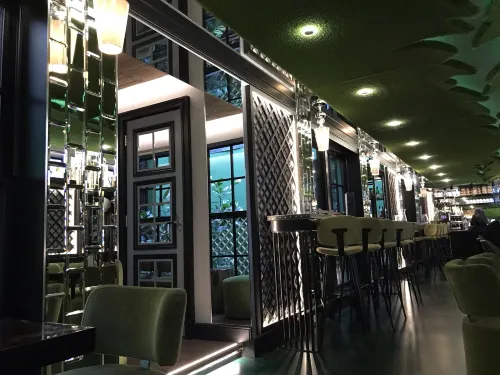 The Gyle - London St Pancras Public Areas Photos