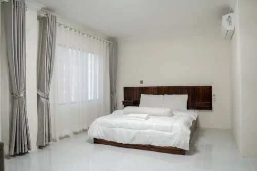Empire House, Phnom Penh Da non perdere Photos