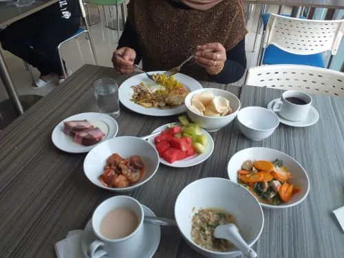 Cordela Hotel Cirebon Ristorazione Photos