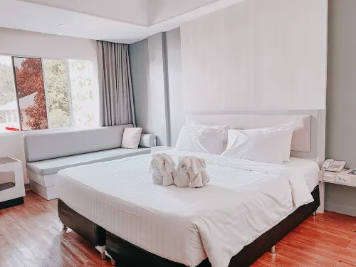 New Travel Lodge Hotel Phòng Photos