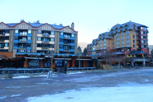 Hilton Whistler Resort & Spa Exterior Photos