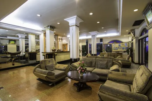Crystal Hotel Krabi Öffentliche Flächen Photos