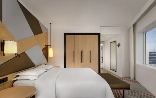 Sheraton Amsterdam Airport Hotel and Conference Center Zimmer Photos