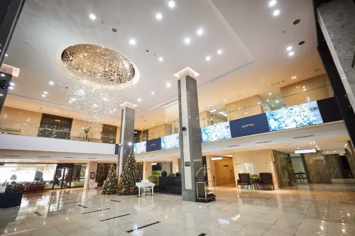 Queen Vell Hotel & Wedding Unggulan Photos