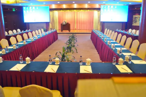 Zhongshan International Hotel Business Facilities Photos