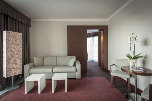 Aqualux Hotel Spa Suite & Terme Zimmer Photos
