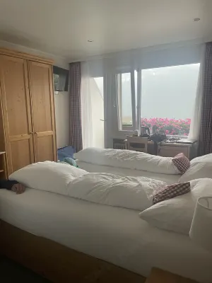 Hotel Bernerhof Grindelwald Rooms Photos