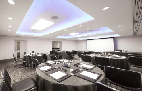 Gem Langham Court Hotel Business Facilities Photos