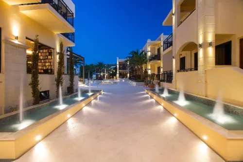 Atlantis Beach Hotel À proximité de l'hôtel Photos